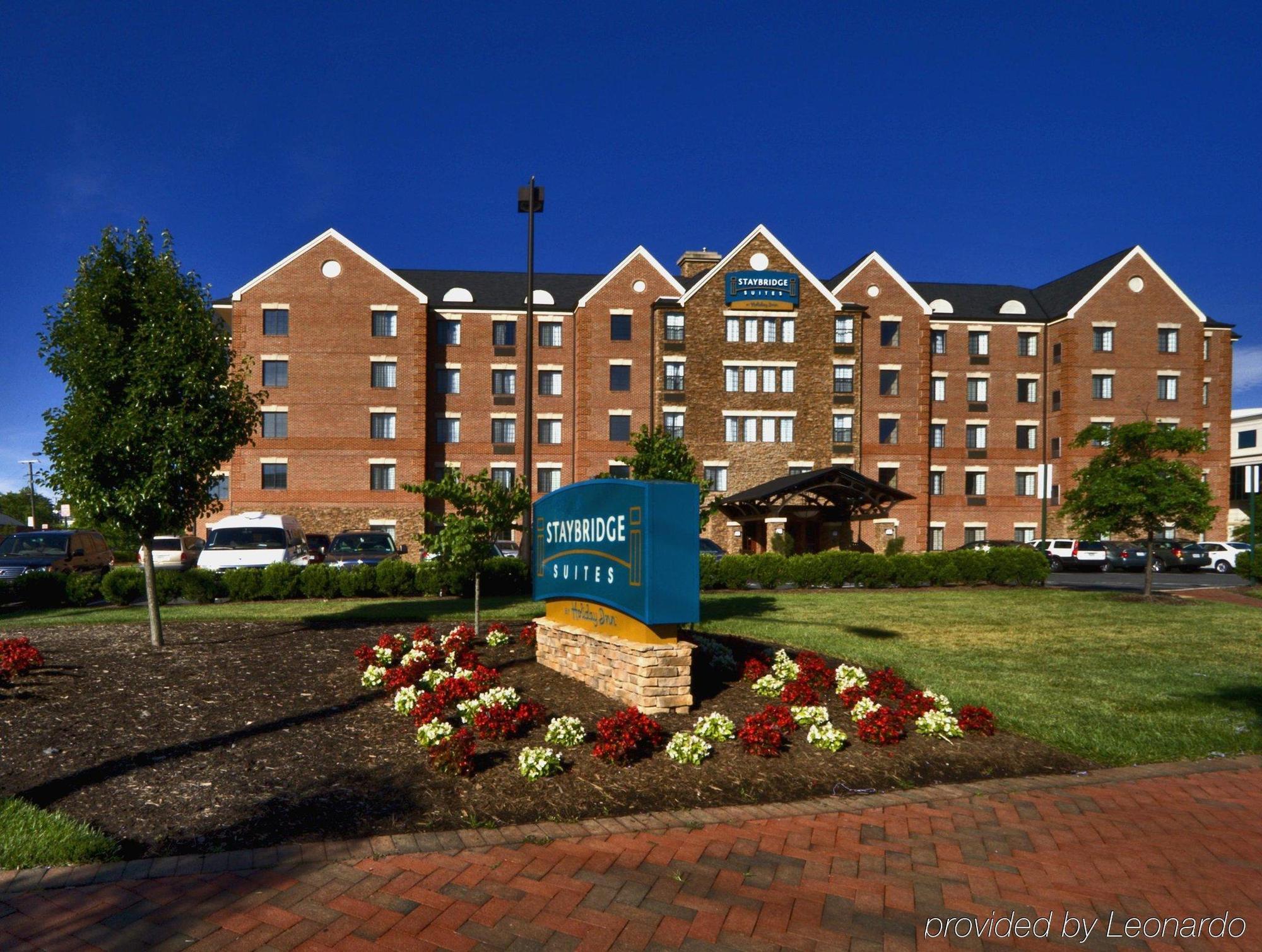 Staybridge Suites Tysons - Mclean By Ihg Экстерьер фото