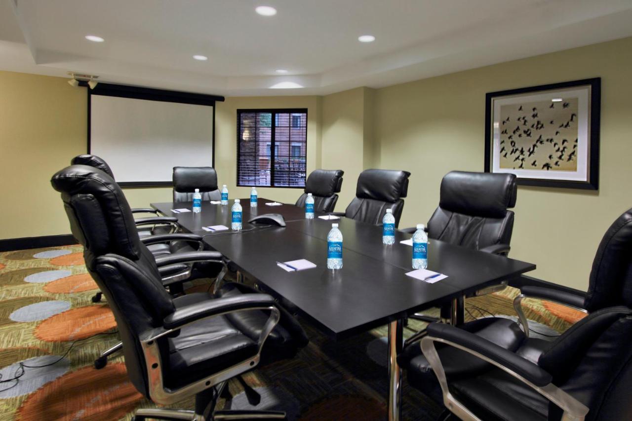 Staybridge Suites Tysons - Mclean By Ihg Экстерьер фото